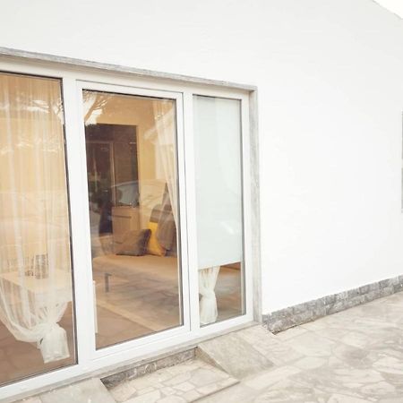 Small House With Private Park And Yard Terrugem Εξωτερικό φωτογραφία